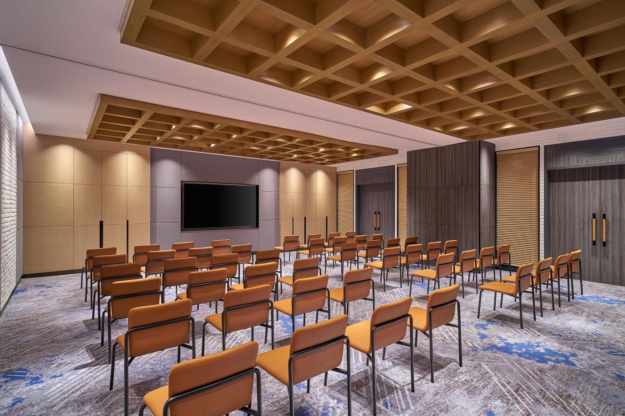 Four Points By Sheraton Kuala Lumpur, Centre